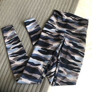 Lululemon blue and grey camo leggings